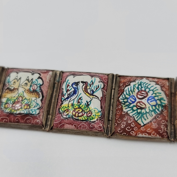 Vtg hand painted baked enamel bracelet - Picture 4 of 8